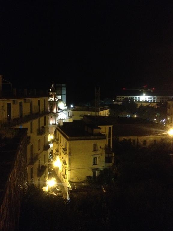 Fronte Al Porto Apartment Salerno Luaran gambar
