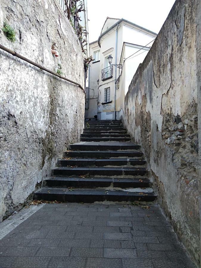 Fronte Al Porto Apartment Salerno Luaran gambar