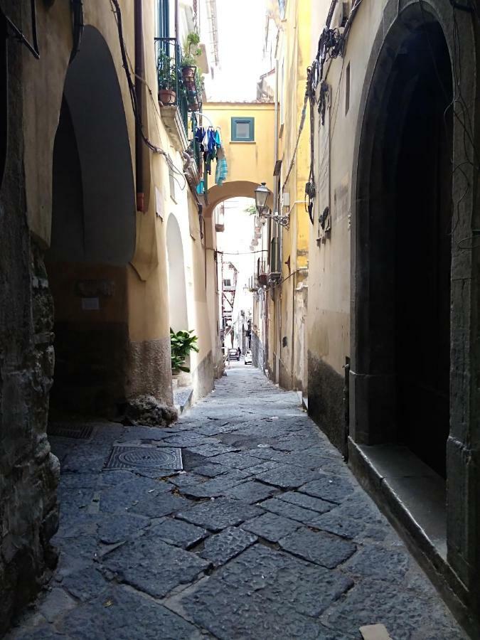 Fronte Al Porto Apartment Salerno Luaran gambar