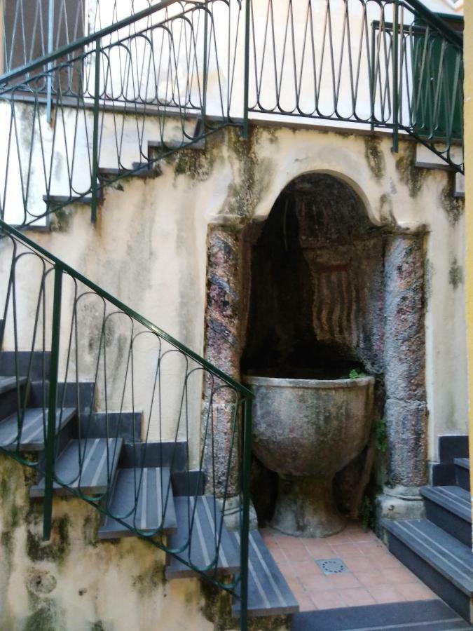 Fronte Al Porto Apartment Salerno Luaran gambar