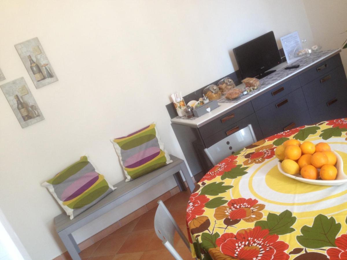 Fronte Al Porto Apartment Salerno Luaran gambar